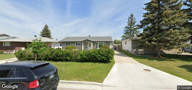 Larawan ng 39 Pinecrest Bay sa Winnipeg, Manitoba