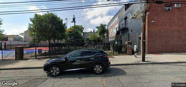 Larawan ng 390 Hawthorne Avenue sa Winnipeg, Manitoba