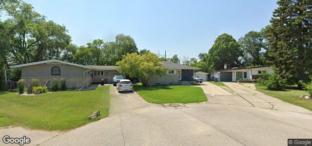 Larawan ng 4 Dounreay Bay sa Winnipeg, Manitoba