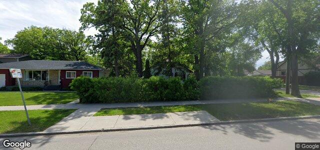 Larawan ng 402 Mcleod Avenue sa Winnipeg, Manitoba