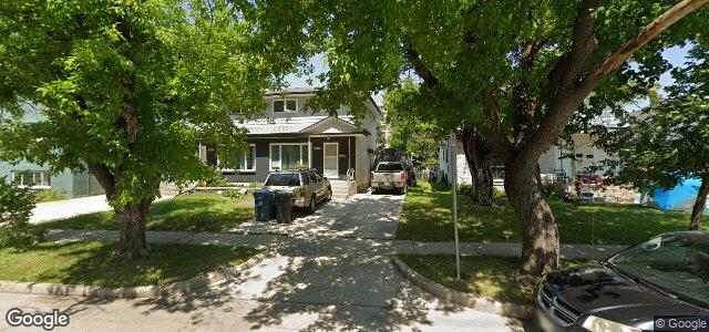 Photo of 413 Kingsford Avenue in Winnipeg, Manitoba