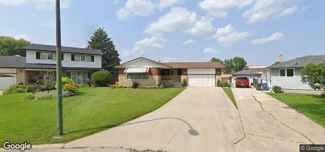 Larawan ng 43 Roselawn Bay sa Winnipeg, Manitoba