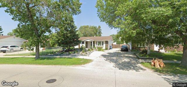 Larawan ng 439 Donwood Drive sa Winnipeg, Manitoba