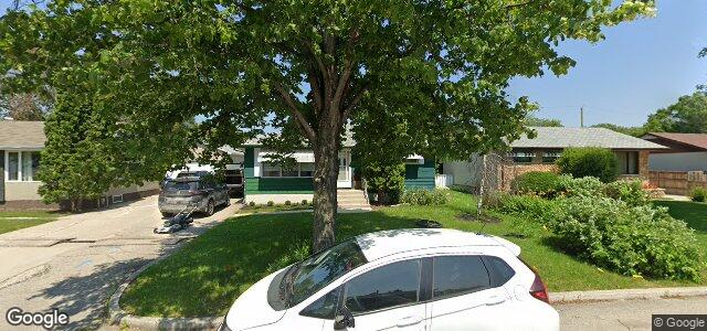 Larawan ng 465 Kingsford Avenue sa Winnipeg, Manitoba