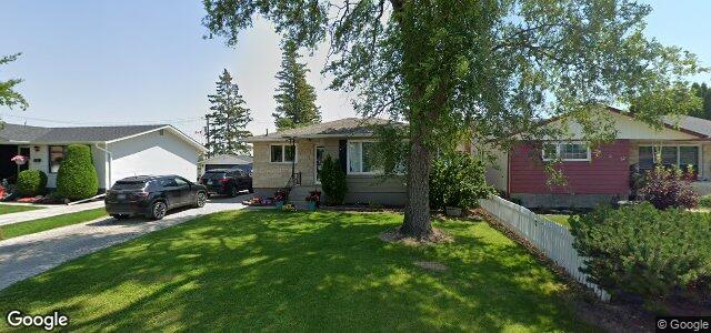 Larawan ng 47 Kirkwall Crescent sa Winnipeg, Manitoba