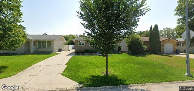 Larawan ng 480 Paufeld Drive sa Winnipeg, Manitoba