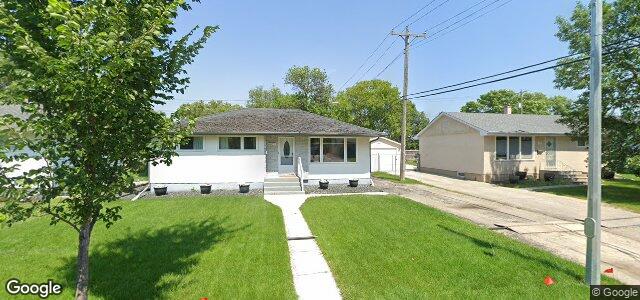 Larawan ng 489 Kingsford Avenue sa Winnipeg, Manitoba