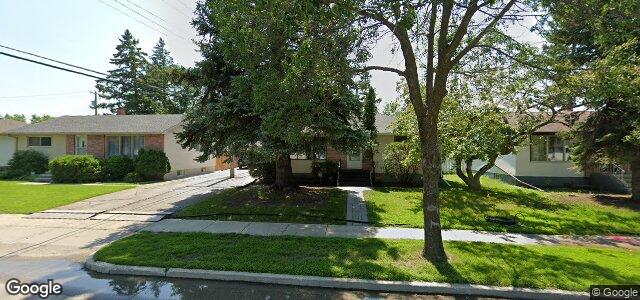 Larawan ng 490 Kingsford Avenue sa Winnipeg, Manitoba