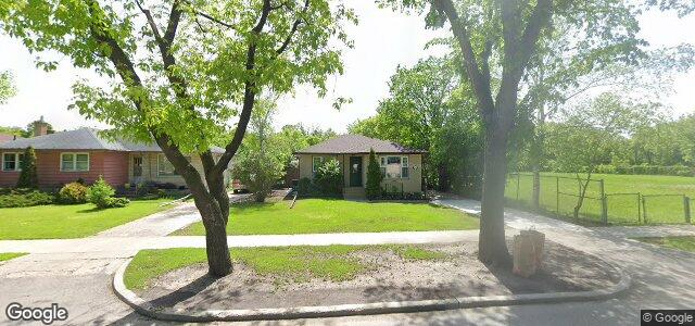 Larawan ng 490 Mcleod Avenue sa Winnipeg, Manitoba