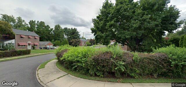 Larawan ng 496 Springfield Road sa Winnipeg, Manitoba