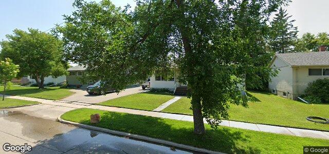 Larawan ng 498 Kingsford Avenue sa Winnipeg, Manitoba