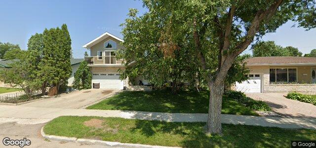 Larawan ng 5 Pleasant Bay sa Winnipeg, Manitoba