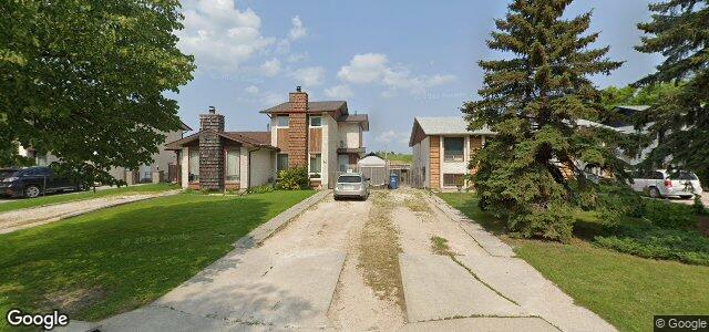 Larawan ng 50 Callum Crescent sa Winnipeg, Manitoba