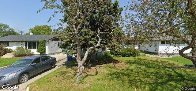 Larawan ng 501 Kingsford Avenue sa Winnipeg, Manitoba