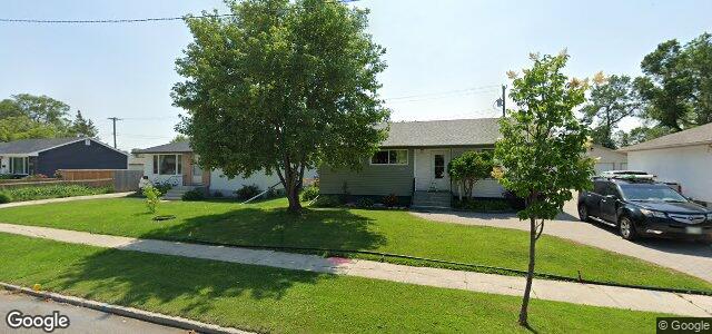 Larawan ng 502 Kingsford Avenue sa Winnipeg, Manitoba