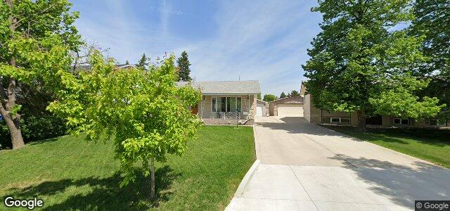 Larawan ng 51 Pinecrest Bay sa Winnipeg, Manitoba