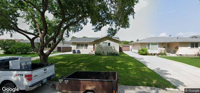 Larawan ng 51 Roselawn Bay sa Winnipeg, Manitoba