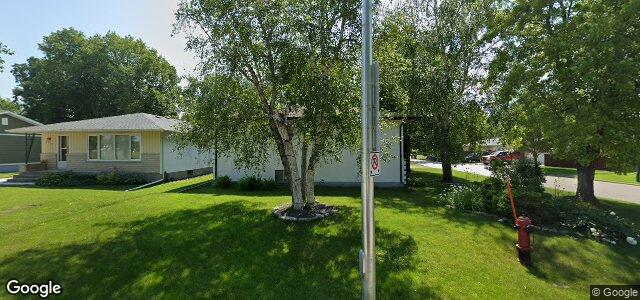 Larawan ng 518 Paufeld Drive sa Winnipeg, Manitoba