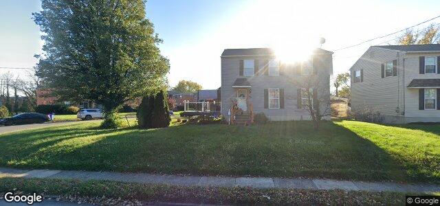 Larawan ng 528 Springfield Road sa Winnipeg, Manitoba