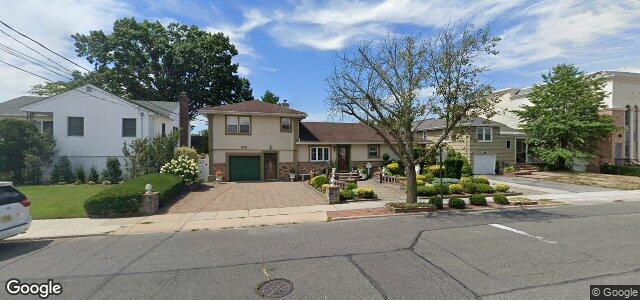 Larawan ng 533 Oakland Avenue sa Winnipeg, Manitoba