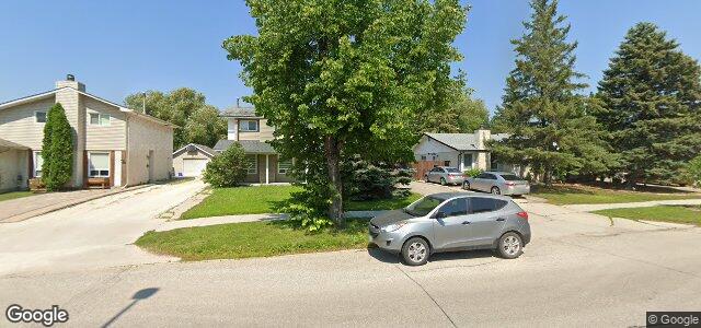 Larawan ng 541 Donwood Drive sa Winnipeg, Manitoba