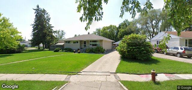 Larawan ng 554 Kingsford Avenue sa Winnipeg, Manitoba