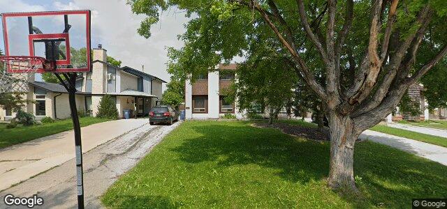 Larawan ng 58 Callum Crescent sa Winnipeg, Manitoba