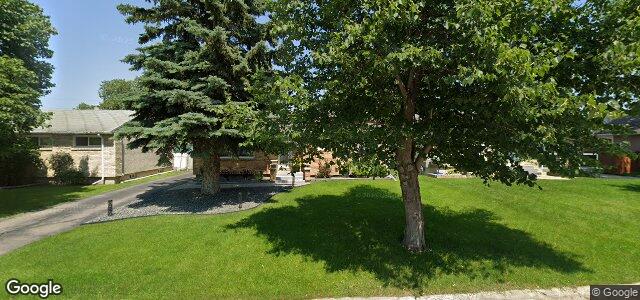 Larawan ng 585 Cedarcrest Drive sa Winnipeg, Manitoba