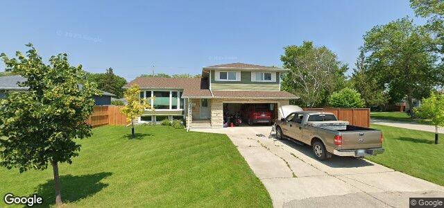 Larawan ng 617 Cedarcrest Drive sa Winnipeg, Manitoba