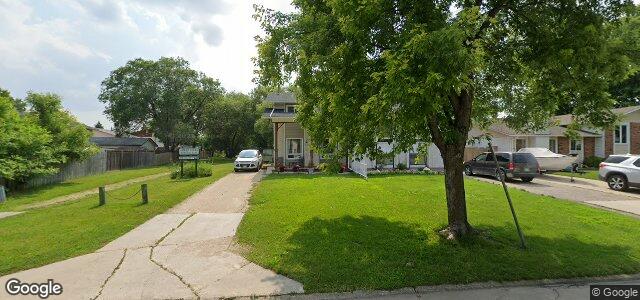 Larawan ng 65 Callum Crescent sa Winnipeg, Manitoba
