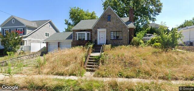 Larawan ng 687 Oakland Avenue sa Winnipeg, Manitoba