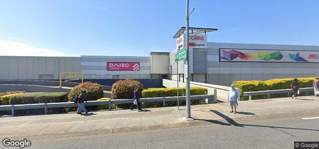 Larawan ng 7 Honeywood Street sa Winnipeg, Manitoba