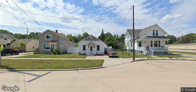 Larawan ng 706 Oakland Avenue sa Winnipeg, Manitoba