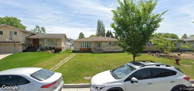 Photo of 71 Pinecrest Bay in Winnipeg, Manitoba