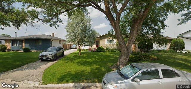 Photo of 71 Roselawn Bay in Winnipeg, Manitoba