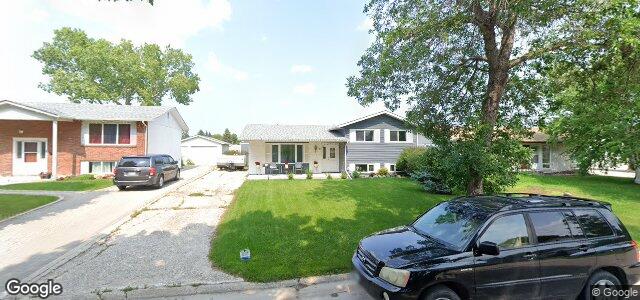 Larawan ng 79 Edelweiss Crescent sa Winnipeg, Manitoba
