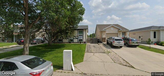 Larawan ng 8 Callum Crescent sa Winnipeg, Manitoba