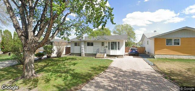 Larawan ng 80 Brian Street sa Winnipeg, Manitoba