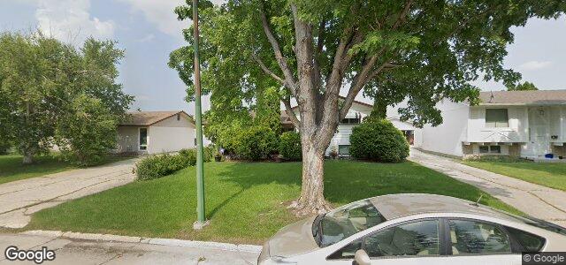 Larawan ng 87 Edelweiss Crescent sa Winnipeg, Manitoba