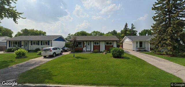 Larawan ng 92 Quiring Bay sa Winnipeg, Manitoba