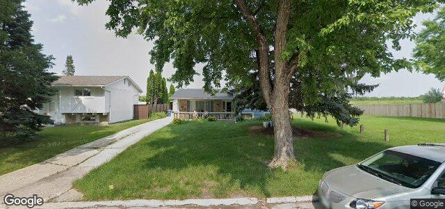 Larawan ng 95 Edelweiss Crescent sa Winnipeg, Manitoba