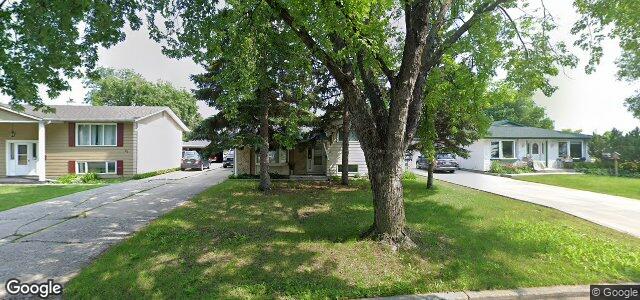 Larawan ng 99 Quiring Bay sa Winnipeg, Manitoba