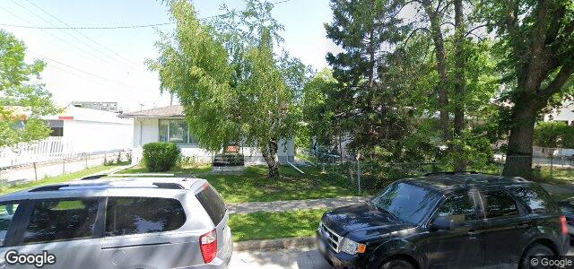 Larawan ng 207 Roberta Avenue sa Winnipeg, Manitoba