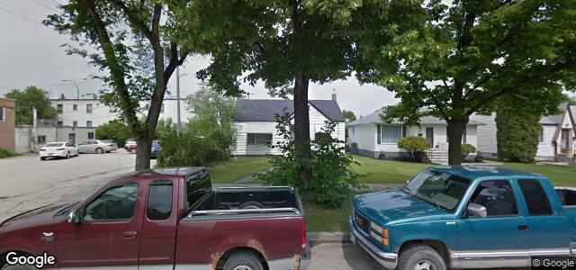 Larawan ng 209 Helmsdale Avenue sa Winnipeg, Manitoba