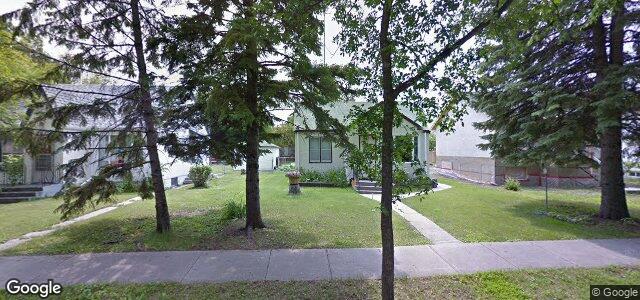 Larawan ng 216 Oakview Avenue sa Winnipeg, Manitoba