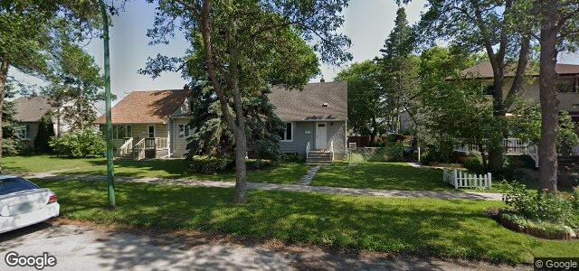 Larawan ng 217 Dunrobin Avenue sa Winnipeg, Manitoba