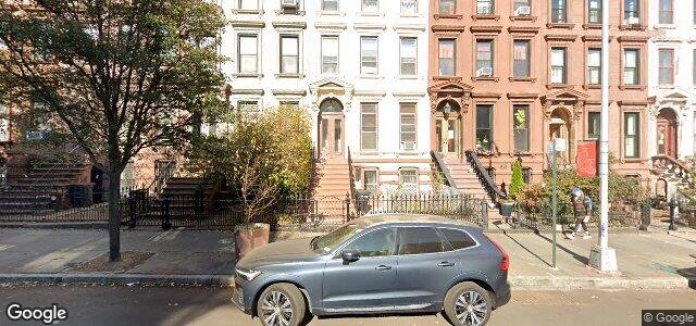 Larawan ng 219 Greene Avenue sa Winnipeg, Manitoba