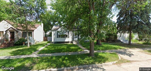 Larawan ng 221 Roberta Avenue sa Winnipeg, Manitoba