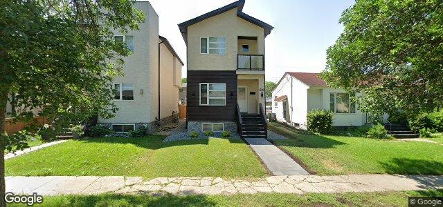 Larawan ng 230 Roberta Avenue sa Winnipeg, Manitoba