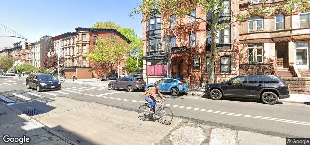 Larawan ng 233 Greene Avenue sa Winnipeg, Manitoba